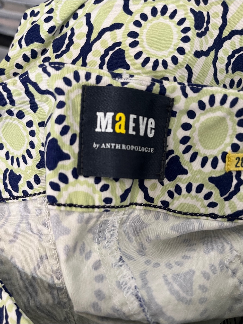 Anthropologie Maeve Navy and Light Green Floral-Print Pants - Picture 4 of 5